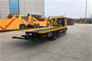 昭觉非事故拖车